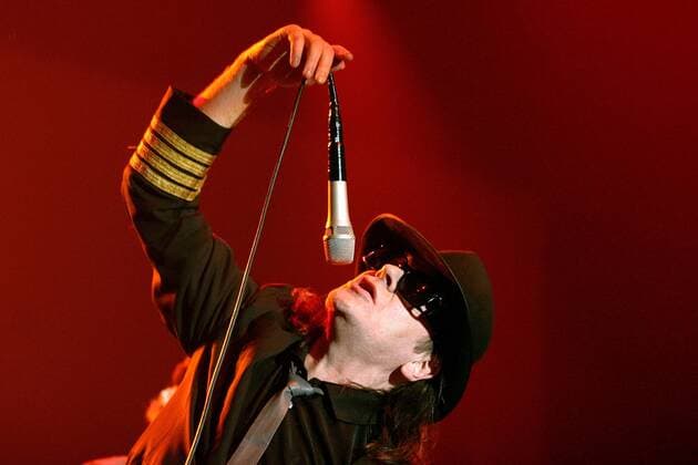 Sänger Udo Lindenberg (GER) während des Konzerts AUFMARSCH DER GIGANTEN zum 30jährigen Jubiläum des Panikorchesters in der Arena Treptow Berlin