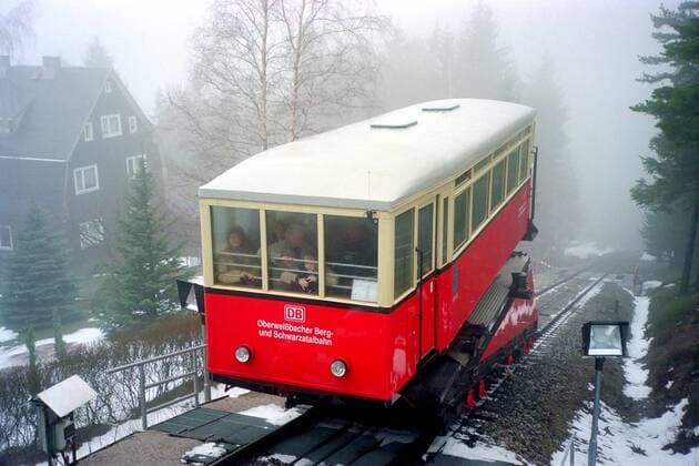 Oberweißbacher Schwarzatalbahn