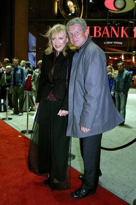 Moderator Klaus Bresser mit Ehefrau Evelyn (beide GER) anlässlich Udo Jürgens 70. Geburtstages im Nachtclub Adagio in Berlin