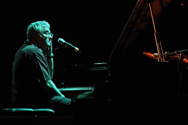 Sänger Randy Newman (USA) während eines Konzerts im Herkulessaal - München