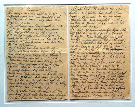 IMAGO ICONS: Anne Frank Handschriftliche Originalseite aus dem Tagebuch der Anne Frank - Ausstellungsstück der Ausstellung -Mythen der Nationen - 1945 Arena der Erinnerungen- im Deutschen Historischen Museum in Berlin