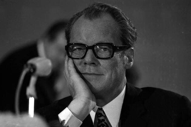 Willy Brandt (GER SPD Bundeskanzler) lächelt anlässlich des Außerordentlichen SPD-Parteitages 1971 in Bonn-Bad Godesberg
