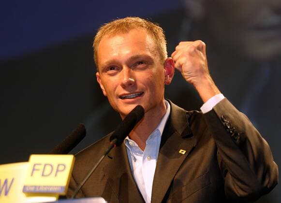 Christian Lindner (GER FDP-Generalsekretär NRW) zeigt Entschlossenheit auf dem FDP-Landesparteitag in Essen