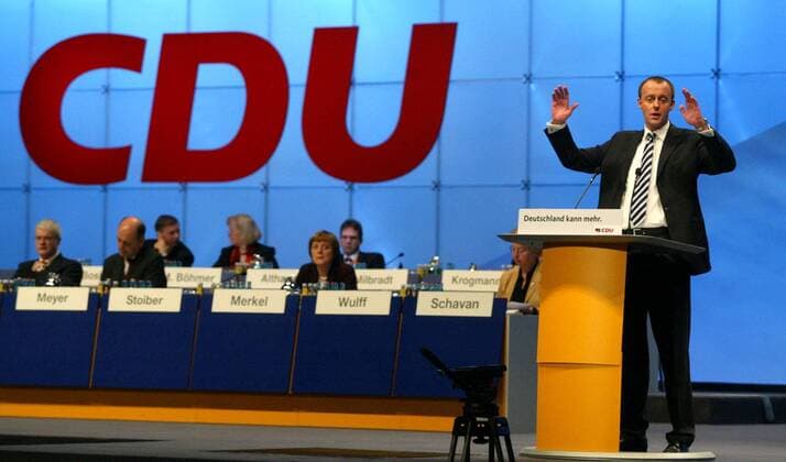 Friedrich Merz (GER CDU stellvertretender CDU-CSU Bundestagsfraktionsvorsitzender) spricht auf dem CDU-Parteitag in Leipzig