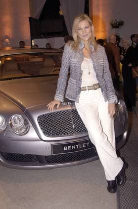 Moderatorin Nina Ruge (GER) anlässlich der Präsentation des neuen Bentley im Tivoli-Kraftwerk München