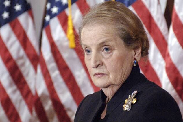 Madeleine Albright (USA Ehemalige US-Außenministerin) äußert sich im amerikanischen Senat in Washington D.C. zu dem vom Nationalen Sicherheitsrat veröffentlichten Bericht zum US-Militär THE US MILITARY: UNDER STRAIN AND AT RISK -  (wap20060125503)