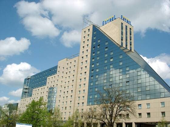 Estrel Residence Hotel in Berlin-Neukölln