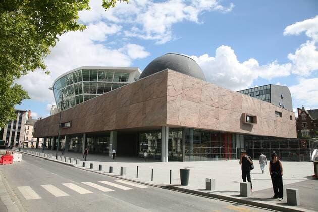 Architektur von Christian de Portzamparc Kulturzentrum - Les Champs Libres - in Rennes