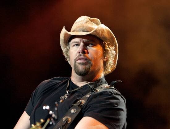 Sänger Toby Keith (USA) während eines Konzerts im Coors Amphitheatre in Chula Vista -  (cap20060917109)