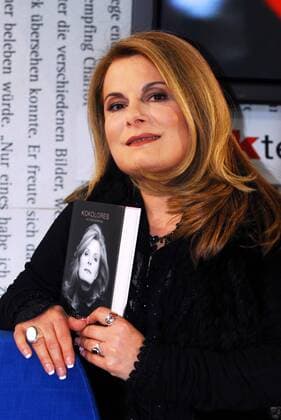 Sängerin Marianne Rosenberg (GER) anlässlich ihrer Buchvorstellung von - Kokolores - auf dem Blauen Sofa auf der Frankfurter Buchmesse in Frankfurt am Main