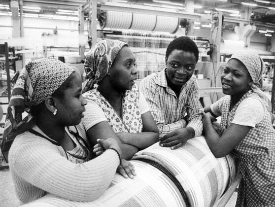 Ausbildung in der DDR - Mosambikaner im VEB Frottana Großschönau
