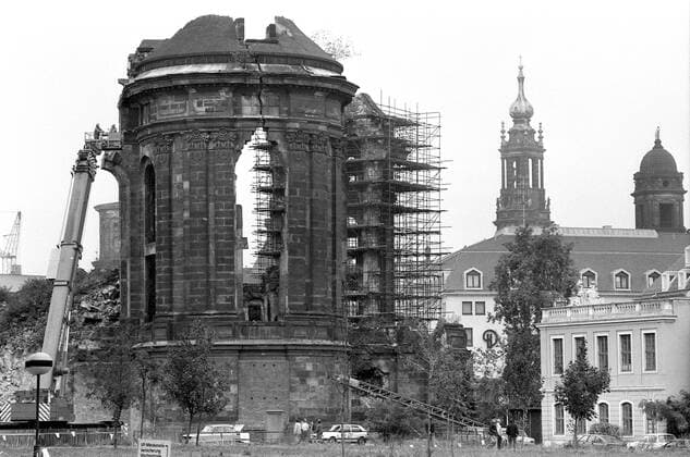 Sicherung der Ruine der Frauenkirche in Dresden