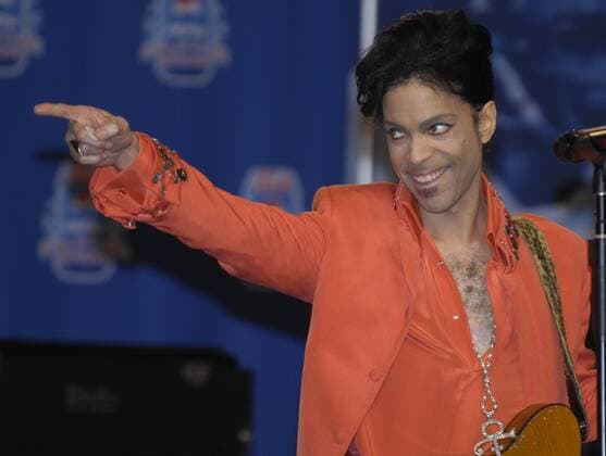 Sänger Prince (USA) während eines Auftritts anlässlich eines Pressetermins zum Super Bowl XLI in Miami -  (sbp20070201213)