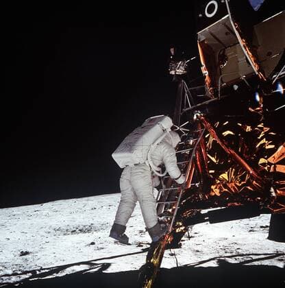 IMAGO History, Mondlandung der Apollo 11 am 20.07.1969 Astronaut Buzz Edwin Eugene Aldrin (USA) auf dem Mond während der Mission Apollo 11 -  - KSC99071507