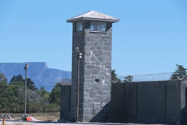 IMAGO History, Ende der Apartheid in Südafrika: 1990-1994 Turm des ehemaligen Gefängnisses von Robben Island