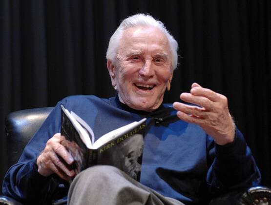 Schauspieler Kirk Douglas (USA) anlässlich der Präsentation seiner Memoiren - Let s face it - in Culving City  (lap2007051419)