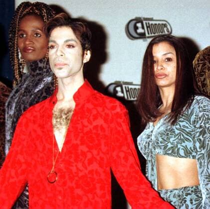 Bilder des Tages Sänger Prince mit seiner Ehefrau und Schauspielerin Mayte Garcia (beide USA) anlässlich der 4. Annual VH1 Honors in Los Angeles -  (lap97041115)