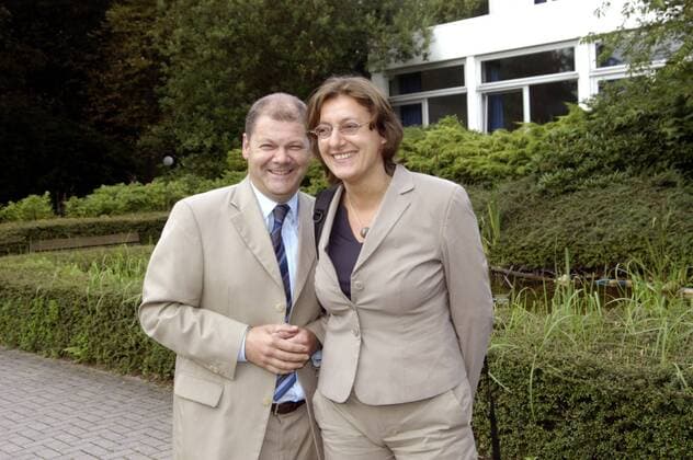 Olaf Scholz (SPD) mit Ehefrau Britta Ernst (beide GER SPD) anlässlich einer Wahlkampfveranstaltung der SPD im - Haus Rissen - in Hamburg