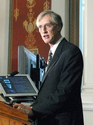 Physik-Nobelpreisträger John C. Mather (USA NASA Goddard Space Flight Center) während eines Vortrags in Washington  (1WAP20070726709)