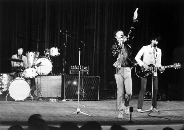 V.l.n.r. Schlagzeuger Charlie Watts, Sänger Mick Jagger und Gitarrist Keith Richards (alle GBR The Rolling Stones) anlässlich eines Konzertes in Warschau -  EN00142908014