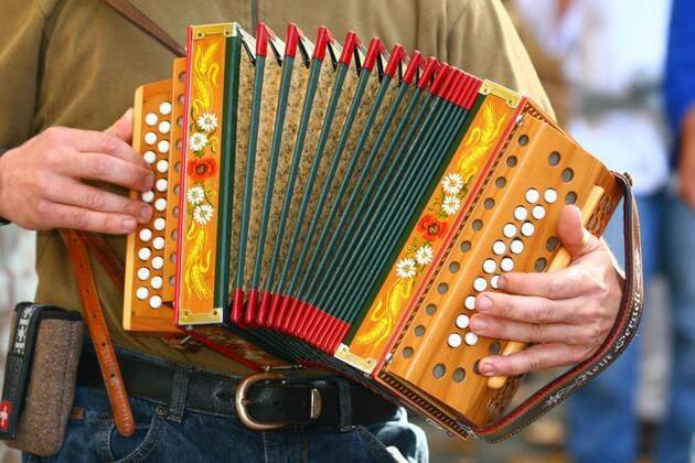 Traditionelle Schweizer Ziehharmonika 