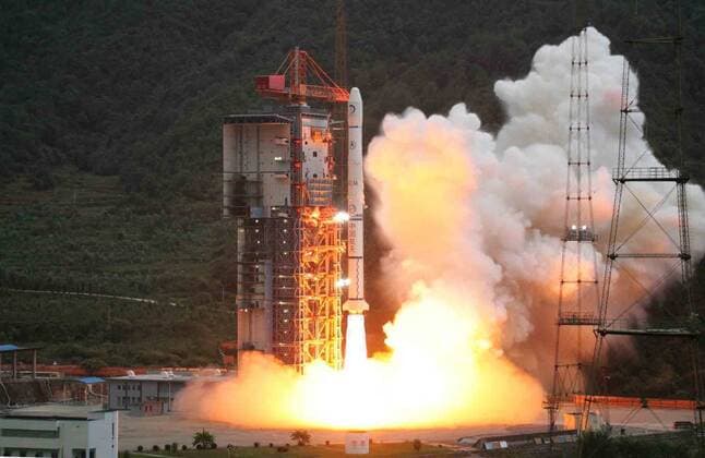 Start der CNSA-Raumsonde - Chang e 1 - vom Xichang Satellite Launch Center in der Provinz Sichuan - 