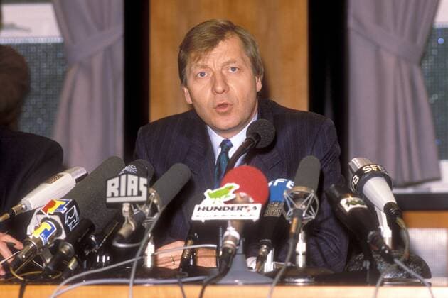 Eberhard Diepgen (GER CDU Regierender Bürgermeister Berlin) anlässlich einer Pressekonferenz in Berlin