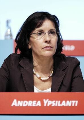 Andrea Ypsilanti (GER SPD-Landesvorsitzende Hessen) während des SPD-Landesparteitags in Wiesbaden