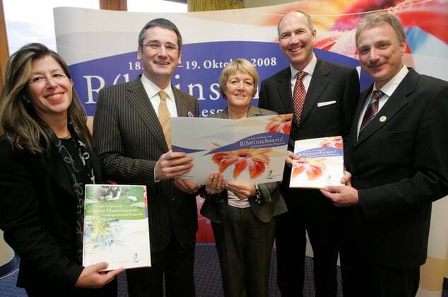 V.l.n.r.: Ute Hangen (Geschäftsführerin Landesgartenschau GmbH), Hendrik Hering (Deutschland SPD Wirtschaftsminister Rheinland-Pfalz), Birgit Collin-Langen (Deutschland CDU Oberbürgermeisterin Bingen), Gerhard Bukenberger (Aufsichtsratsvorsitzender Landesgartenschau GmbH) und Matthias Schmauder (Geschäftsführer Landesgartenschau GmbH) anlässlich einer Pressekonferenz zur Landesgartenschau 2008 in Bingen
