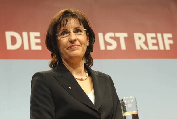 Andrea Ypsilanti (Deutschland SPD Landesvorsitzende Hessen) während einer Wahlkampfveranstaltung der SPD zur Hessenwahl in Kassel