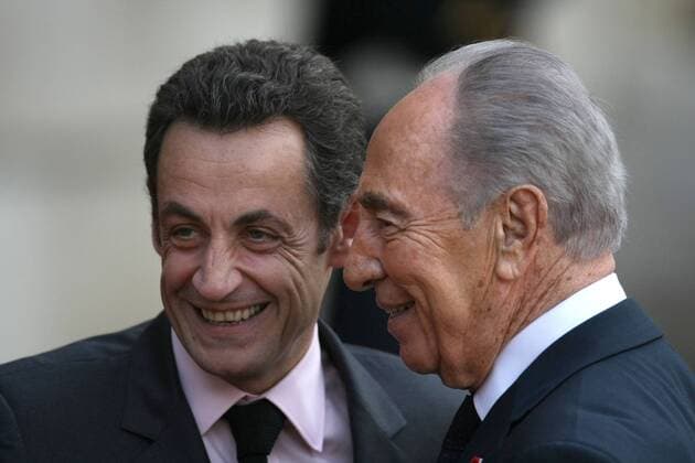 Präsident Nicolas Sarkozy (li., Frankreich) und Präsident Shimon Peres (Israel) in Paris 