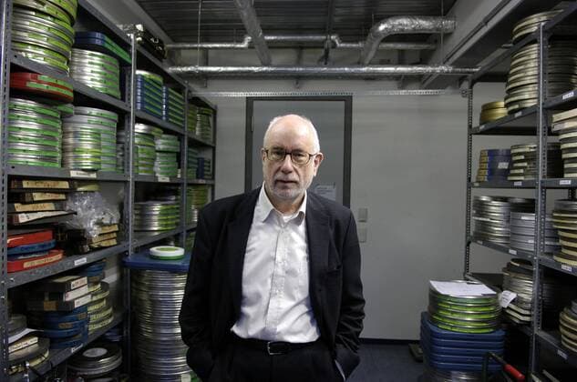 Hans Helmut Prinzler (Direktor Deutsche Kinemathek) während eines Fotoshootings in Berlin