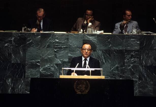 Außenminister Hans Dietrich Genscher (Deutschland FDP) spricht vor der UNO in New York