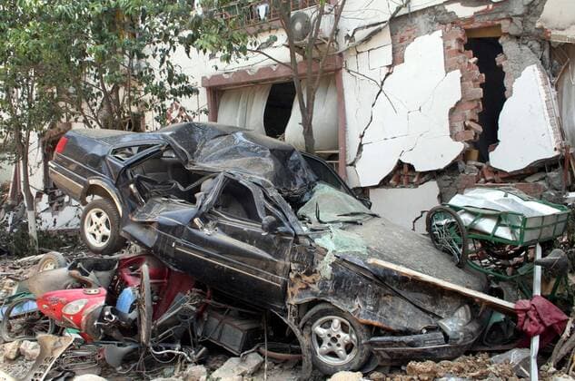 Autowrack in Beichuan - Sichuan-Erdbebengebiet - 