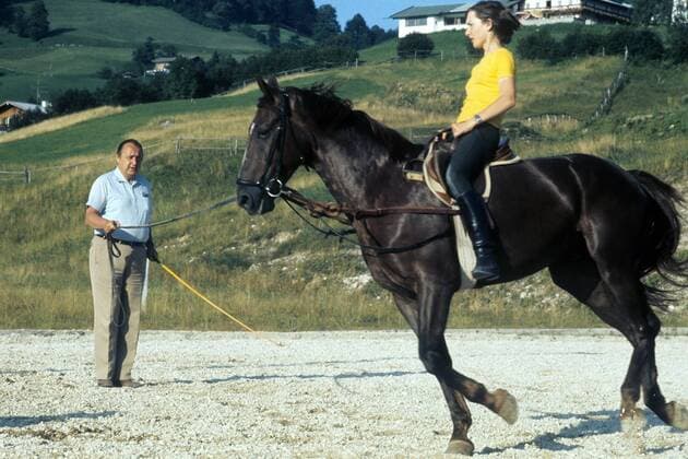 Außenminister Hans-Dietrich Genscher (Deutschland FPD) mit Tochter Martina beim Reiten