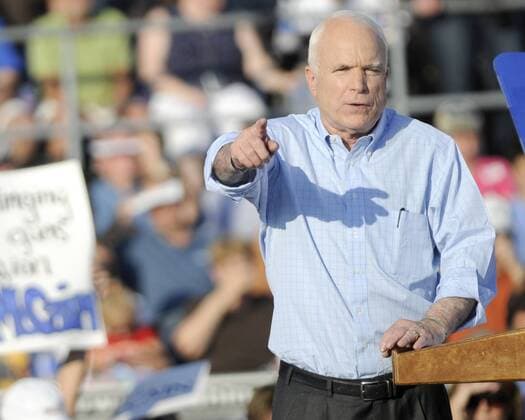 Präsidentschaftskandidat John McCain (USA Republikaner Senator Arizona) während einer Wahlkampfveranstaltung in Washington -  (PIT2008083003)