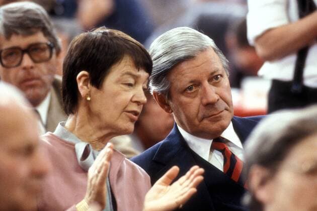 Bundeskanzler Helmut Schmidt (Deutschland SPD) neben seiner Frau Hannelore Loki Schmidt