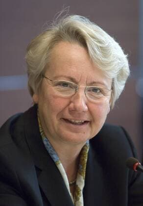 Bildungsministerin Annette Schavan (Deutschland CDU) bei einer Pressekonferenz zu der Tagung der Gemeinsamen Wissenschaftskonferenz in Bonn