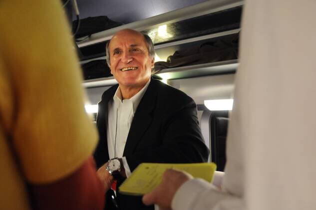 Verleger Axel Ganz auf dem Weg zum - Avignon Forum - in Avignon 