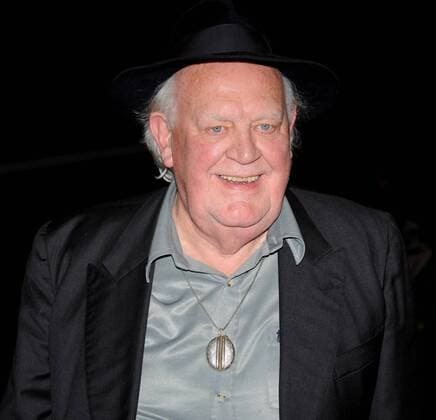 Schauspieler Joss Ackland anlässlich der Filmpremiere von - Flawless - in London -  (LON20081126101)