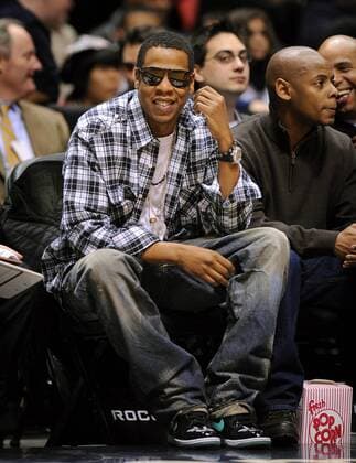 Rapper Jay-Z anl?sslich eines Basketballspiels der New Jersey Nets in East Rutherford - EDITORIAL USE ONLY (Icon11182008)