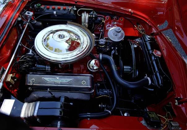 Motor eines Plymouth von 1963 - New Jersey (iblmzc00966668)
