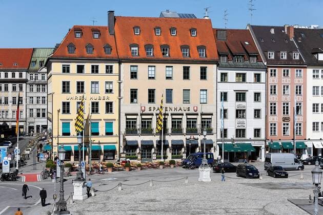 Spatenhaus Bogner am Münchner Max-Joseph-Platz