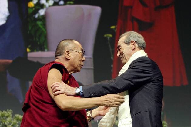 Dalai Lama (Religiöses Oberhaupt der buddhistischen Tibeter) und Robert Badinter (Frankreich) in Paris - 