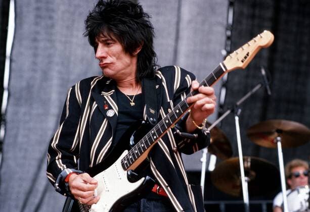 Gitarrist Ron Wood (The Rolling Stones) während eines Auftritts in Nürnberg