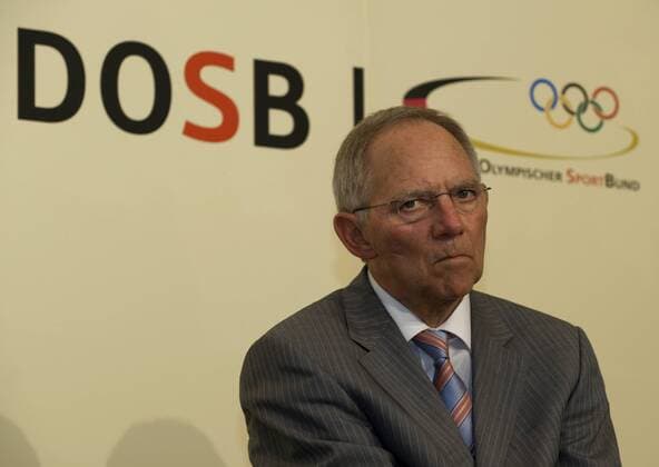 Innenminister Dr. Wolfgang Schäuble (Deutschland CDU) während einer Pressekonferenz beim Wahlhearing des DOSB in Berlin