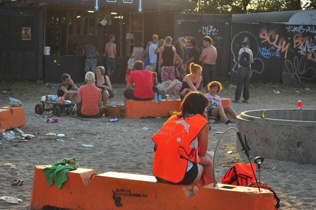 Einsame Servicekraft auf dem Roskilde-Festival in Roskilde - Dänemark