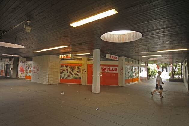 Einkaufspassage im Hansaviertel in Berlin