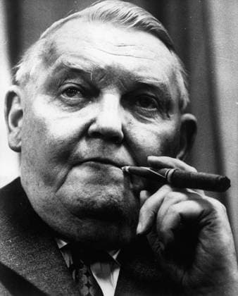 LUDWIG ERHARD n a n a  - ZUMAk09