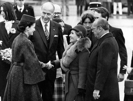 GISCARD D ESTAING n a n a  - ZUMAk09
